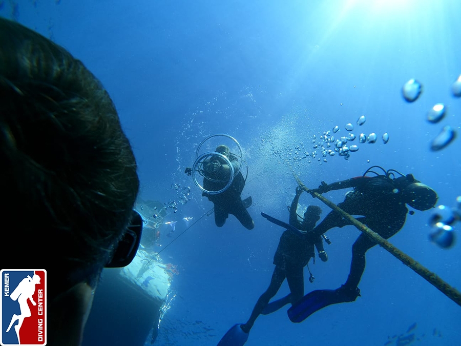 DivingKemer29.jpg